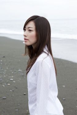 爱矢峰子